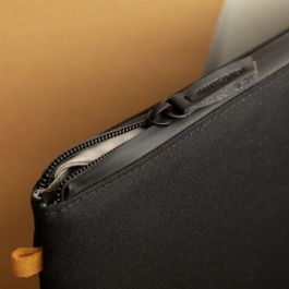 Native Union Stow Lite Sleeve For Macbook 14" Black Native Union Stow Lite Sleeve For Macbook 14" Black
