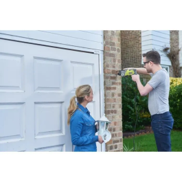 Ryobi Taladro SDS+ 680W 4 Modos (Perforación, Cincelado) - Incluye 2 Brocas