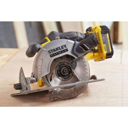 Stanley Sfmcs500B Sierra Circular V20 Sin Batería Stanley Sfmcs500B Sierra Circular V20 Sin Batería