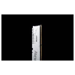 Kingston FURY Beast 32GB (2x16GB) 6000MT/s DDR5 CL30 DIMM Kit de 2 EXPO Blanco