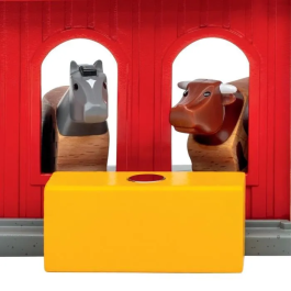 Brio World Accesorio para Circuito de Tren de Madera Animal Barn 7312350360127