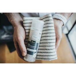 Hunter Champú Pure Wellness para Perros, Suave con pH Neutro y Nutritivo, para Todo Tipo de Pelo, 200 ml - Made in Germany