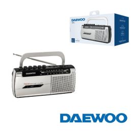 Daewoo Radio Cassette AM/FM con Micrófono, Salida Auriculares y Fuente de Alimentación AC/DC y Pilas Precio: 40.79000024. SKU: B153EAVDL5