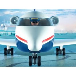 PLAYMOBIL AAABB47812 Aeropuerto y Avión, City Action, 146 piezas, a partir de 4 años