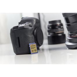 Intenso Tarjeta de Memoria SDHC Premium UHS-I Clase 10 de 16GB (45MB/s Lectura)