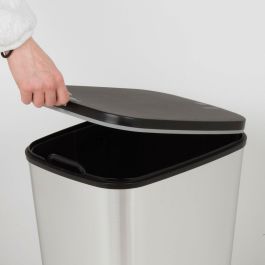 Cubo de basura Curver Gris Plástico 25 L (4 Unidades) Cubo de basura Curver Gris Plástico 25 L (4 Unidades)