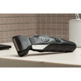 Wahl AUC0043917031408 Aqua Groom Cortapelos Estanco / Impermeable, Inalámbrico, 6W, 11 Peines Guía, Batería 3h, Negro Wahl AUC0043917031408 Aqua Groom Cortapelos Estanco / Impermeable, Inalámbrico, 6W, 11 Peines Guía, Batería 3h, Negro