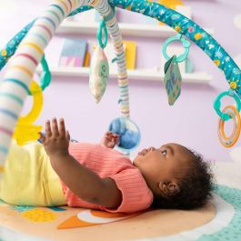 Bright Starts BRI0074451174467 Disney Baby - Alfombra de Juego para Bebé Stitch, Evolutiva con Juguetes Sensoriales, Peluche, Espejo, Cojín y Sonajero