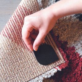 Je cherche une Idee Juego de 4 Antideslizantes para Alfombra Adhesivos Reposicionables Lavables 6x6cm