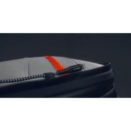 Targus HyperPack Pro Mochila Urbana 16" con Apple Find, Resistente al Agua, RFID y Puerto USB, Negra