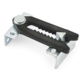 DUVER Enganche Dentado Mod. Tapizado C/Esc Addo Con Placas En Escuadra Precio: 2.50000036. SKU: B1CYN8676Z