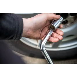 Stanley Llave para Quitar Llantas STHT80890-0 Mango Telescópico Más Torque 17/19 mm 21/23 mm