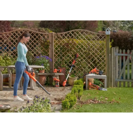 Black + Decker Soplador 18V - 2Ah - Inalámbrico GWC1820PC