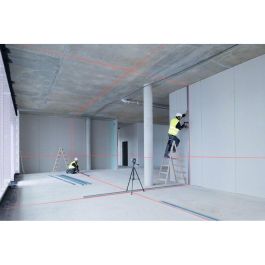 Bosch Professional GLL 3-80 C Nivel láser de línea 3x360° alcance 30-120m IP54 Bluetooth (versión con batería) Bosch Professional GLL 3-80 C Nivel láser de línea 3x360° alcance 30-120m IP54 Bluetooth (versión con batería)