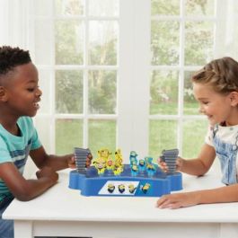 Epoch D'Enfance EPO5054131075227 Juego de Precisión Minions Entrenamiento Explosivo ¡Dispara y Derriba!