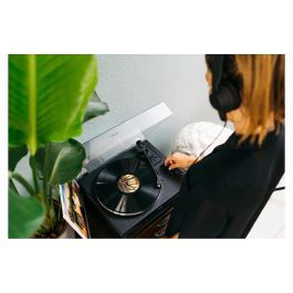 Lenco LS-430BK Tocadiscos de tracción por correa con Bluetooth 5.0 y Altavoces, 33/45 RPM, Imitación Piel, Negro