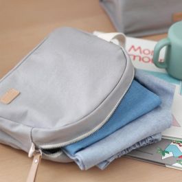 Beaba BEA3384349403089 Neceser para Bebé de Lona Gris Perla Beaba BEA3384349403089 Neceser para Bebé de Lona Gris Perla