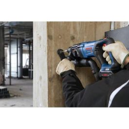 Martillo perforador a batería BOSCH PROFESSIONAL SDS plus GBH 18V-26 D entregado en versión individual en maletín estándar Martillo perforador a batería BOSCH PROFESSIONAL SDS plus GBH 18V-26 D entregado en versión individual en maletín estándar