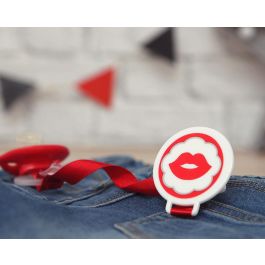 KioKids Sujetachupete Mr&Mrs Rojo para +6 meses con Pinza y Velcro Precio: 1.49999949. SKU: B1DLHTC6TG