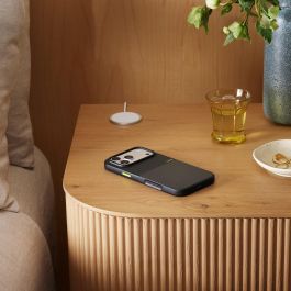 Beats MGJ84LL/A Funda Rugged para iPhone 17 Pro Max con MagSafe, Control de Cámara y Protección Anticaída - Negro Everest