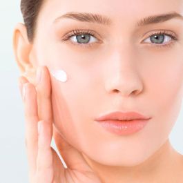 Institut Esthederm Mascarilla Facial Hidratante Intensive Hyaluronic+ con Ácido Hialurónico 75 ml