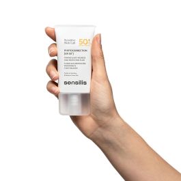 Sensilis PHOTOCORRECTION AR 50+ Fluido Tratamiento Facial Hidratante Antimanchas SPF50+ 40 ml
