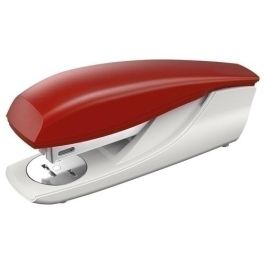 Petrus Grapadora de sobremesa roja 20 hojas usa grapas 22/6, 24/6 y 26/6 Precio: 14.49999991. SKU: B1JJTE7457