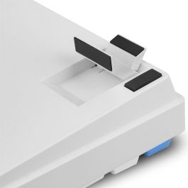 Sharkoon SKILLER SGK50 S3 PBT Teclado Mecánico para Juego Gateron Yellow USB QWERTZ RGB Blanco