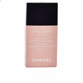 Base de Maquillaje Fluida Vitalumière Aqua Chanel Base de Maquillaje Fluida Vitalumière Aqua Chanel