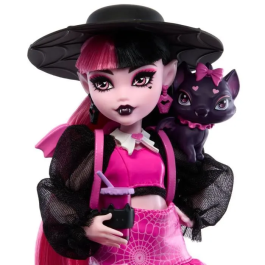 Mattel Muñeca Draculaura Monster High Articulada con Mascota Count Fabulous y Accesorios +4 años