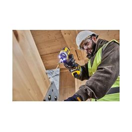 DeWALT DCF860NT-XJ Destornillador de Impacto 1/4" 18V Sin Escobillas, 4400Nm de Torque, Mango de Pistola, 3800 RPM, Negro y Amarillo