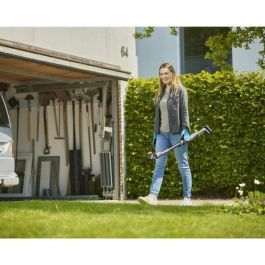 Cortadora de ramas - GARDENA - EasyCut P4A - 18 V Li-Ion / 2,0 Ah - corte máx. Ø 28 mm Cortadora de ramas - GARDENA - EasyCut P4A - 18 V Li-Ion / 2,0 Ah - corte máx. Ø 28 mm