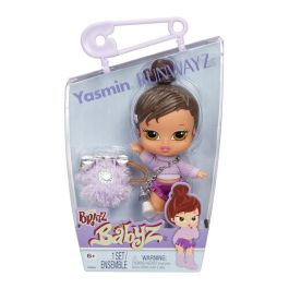MGA Muñeca Bratz Yasmin Babyz Runwayz, jersey lavanda, pantalones cortos y calcetines, edad +6 años Precio: 19.94999963. SKU: B1EG93SA32