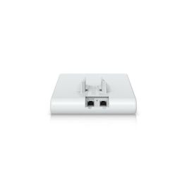 Ubiquiti Wi-Fi 6, 2x GbE RJ45, PoE, IPX6, UV-stabilized polycarbonate Ubiquiti Wi-Fi 6, 2x GbE RJ45, PoE, IPX6, UV-stabilized polycarbonate