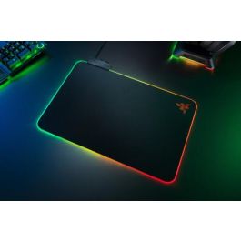 Razer Firefly V2 Negro Alfombrilla de ratón para juegos Razer Firefly V2 Negro Alfombrilla de ratón para juegos