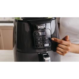 Ninja AF100EU Freidora de Aire 4 en 1, 3.8L, 1550W, Apto para Congelados, 4 Funciones: Freír, Asar, Recalentar, Deshidratar