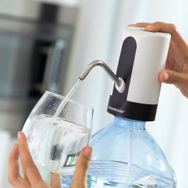 Dispensador de Agua Automático Recargable InnovaGoods Dispensador de Agua Automático Recargable InnovaGoods Precio: 14.49999991. SKU: V0101214