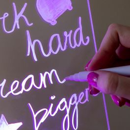 Tablero de Notas y Mensajes LED Lemo InnovaGoods