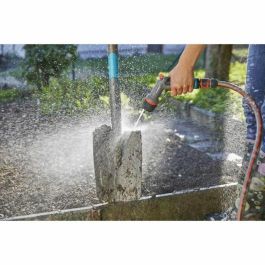 Gardena Pistola de limpieza Comfort ecoPulse: ahorro de agua con chorro ecológico, modos concentrado, plano, difuso y mango ergonómico. Gardena Pistola de limpieza Comfort ecoPulse: ahorro de agua con chorro ecológico, modos concentrado, plano, difuso y mango ergonómico.