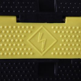 Normaluz Protector pasacable 900x500x70mm con tapa abisagrada y 3 carriles interiores