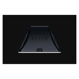 Razer RC21-01900100-R3U1 Estación de Carga Rápida Blanca para Mandos Inalámbricos PS5 DualSense