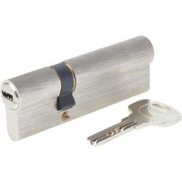 Yale Cilindro de cierre liberable para puerta entrada/exterior, 6 pines, 4 llaves reversibles, seguridad avanzada 30x60mm Precio: 38.50000022. SKU: B18DDBNSFE