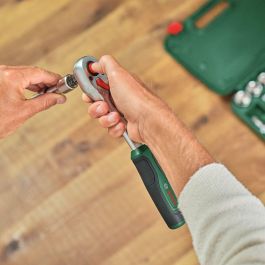 Bosch BOS4053423255140 Llave de Trinquete 1/2 pulgada, 768 Nm máx. de torsión, botón de bloqueo intuitivo, cuello curvo