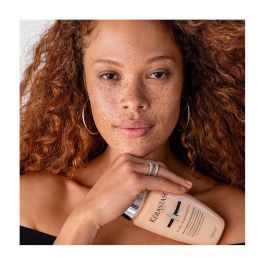 Kerastase Champú Hidratación Suavidad Curl Manifesto para Cabello Rizado y Afro 250 ml