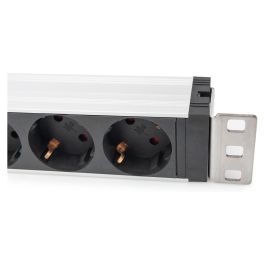Digitus PDU 1HE Regleta de Enchufes Conmutada con Protección Sobrecarga, 5 Tomas Schuko, 16A, 230V, Perfil Aluminio, Negro