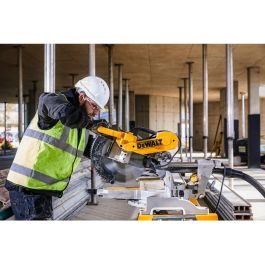 DeWALT Sierra Ingletadora DWS780 1675W con Disco de 305mm