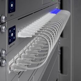 Ubiquiti Switch Etherlighting™ Layer 3 24 Puertos: 8x 2.5GbE RJ45, 16x GbE RJ45, 2x 10G SFP+ y 50W Ubiquiti Switch Etherlighting™ Layer 3 24 Puertos: 8x 2.5GbE RJ45, 16x GbE RJ45, 2x 10G SFP+ y 50W
