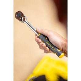 Stanley Fatmax Set de Enchufes y Vasos ¼'' + ½'' - Set 81 Piezas con Carraca 120 Dientes y Accesorios en Caja Resistente