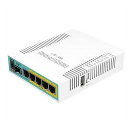 MikroTik hEX PoE Router Gigabit Ethernet 5 puertos con PoE Out (2-5), CPU 800MHz, 128MB RAM, SFP, USB 2.0, 12-57V Precio: 92.69000026. SKU: B1D2MVLDY2