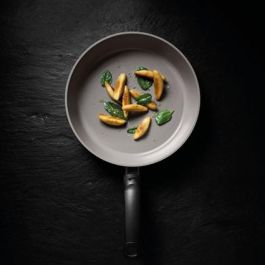Fissler 159-220-24-100/0 Ceratal® Comfort Sartén 24cm, Antiadherente Cerámico Libre PFAS/PTFE, Apto para Inducción